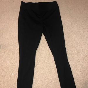 Plain black leggings